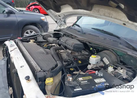 2001 Dodge Ram 1500 St from USA, damaged, VIN 3B7HC13Z01G782338